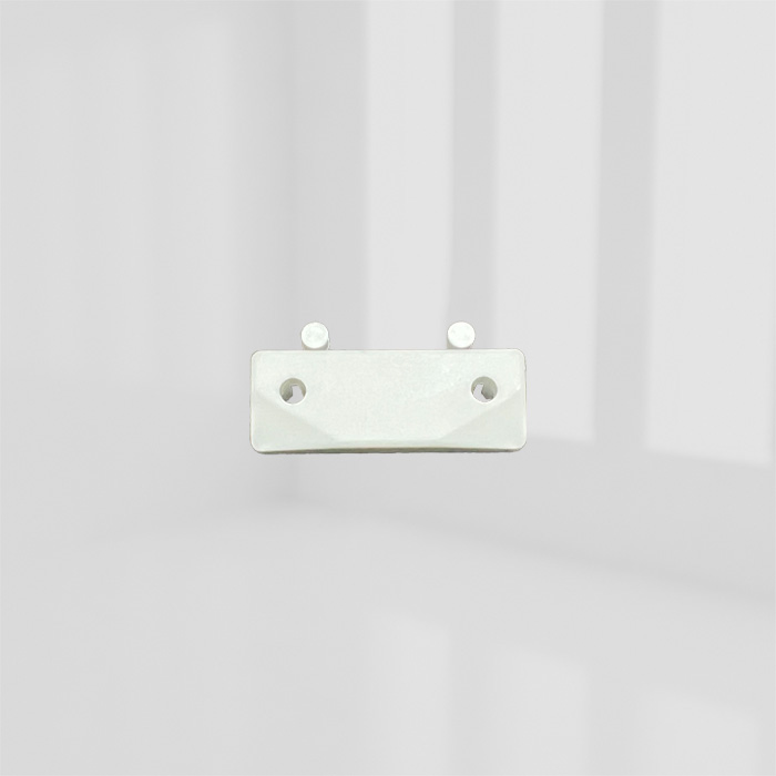 ALPHA COCKSPUR EASYFIX WEDGE - 4mm WHITE product photo BIGPIC L